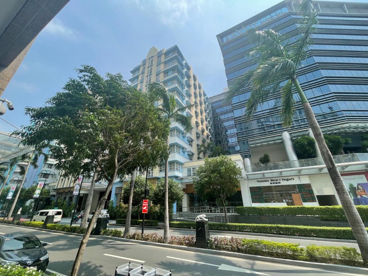 4J North Wing - 150 Newport Boulevard, Near Terminal3 Airport Manila Esterno foto